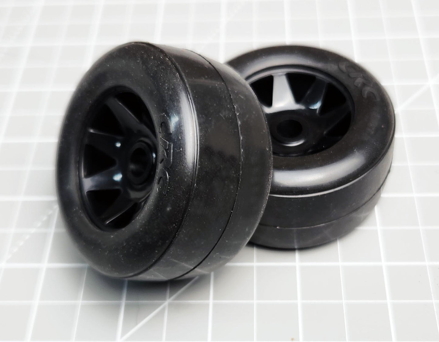 23111 – CRC WGTR Mounted Rubber Tires, Fronts Only