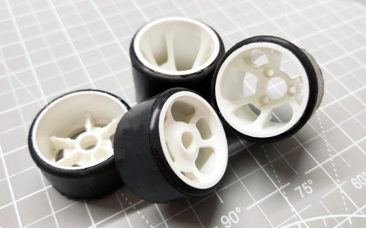 CRC 1-12th Rubber tires, F+R mounted