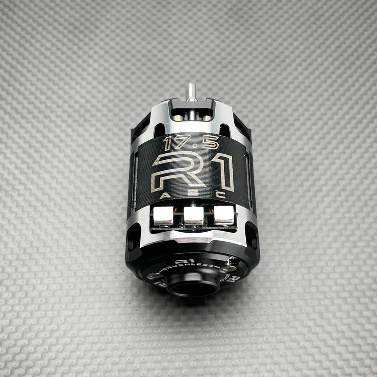 R1WURKS V30 17.5T (ROAR Approved)